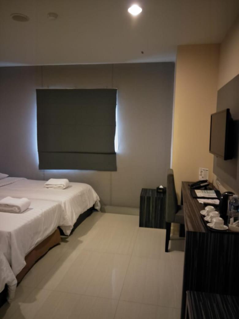 Hotel Olive Tangerang Rum bild